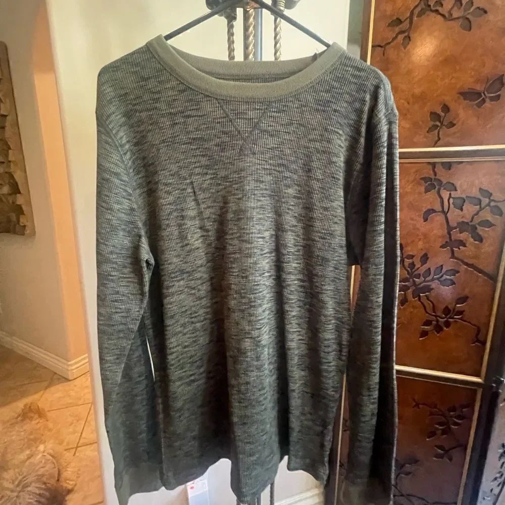 Mossimo LG Green Waffle weave Shirt!
